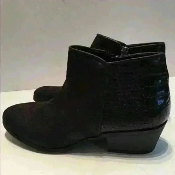 New Simply Vara Svdanna Faux Suede Alligator Print - Picture 3 of 8